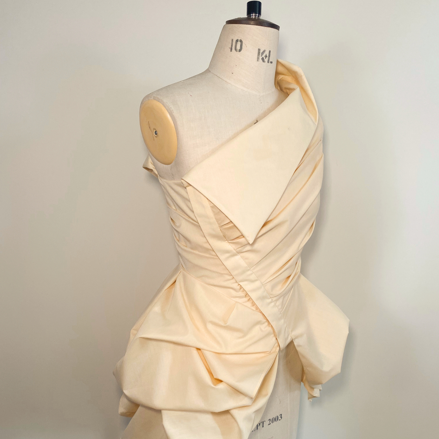 'Cosette' Shirt PDF Sewing Pattern and Video Tutorial in 7 sizes