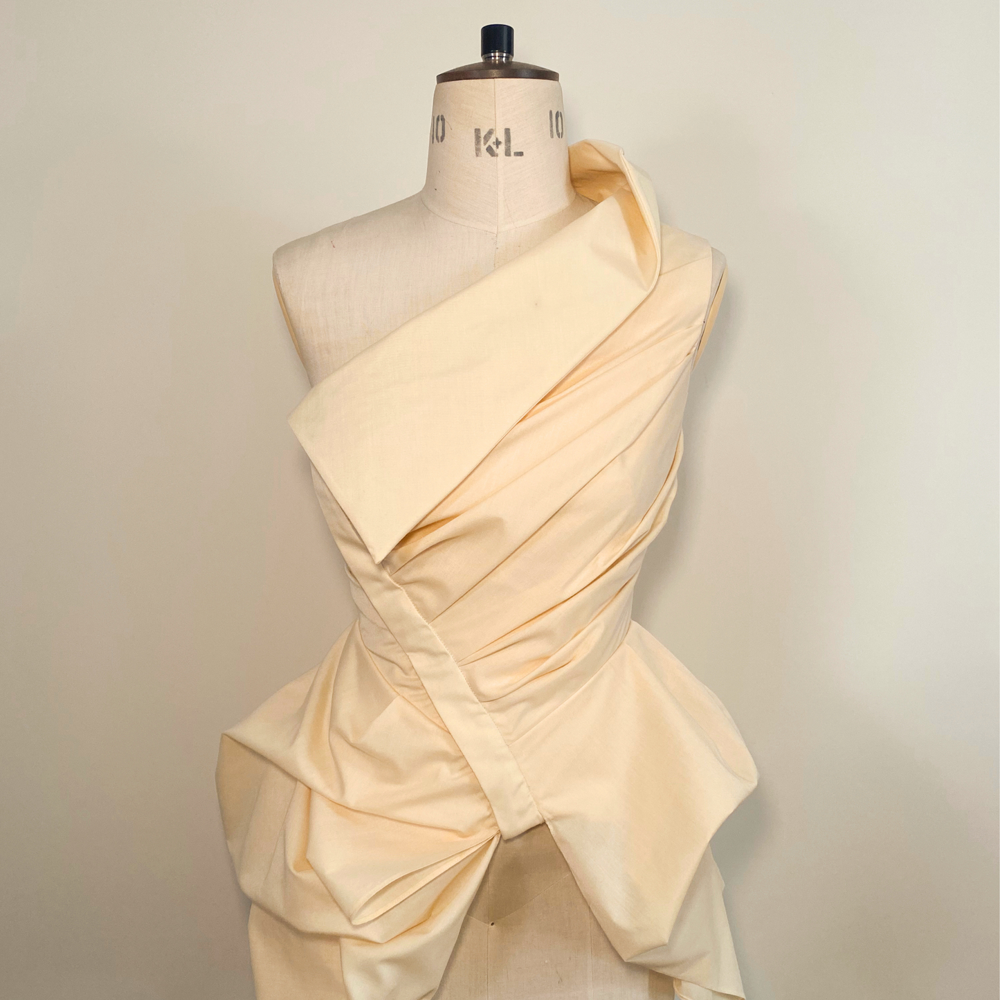 'Cosette' Shirt PDF Sewing Pattern and Video Tutorial in 7 sizes