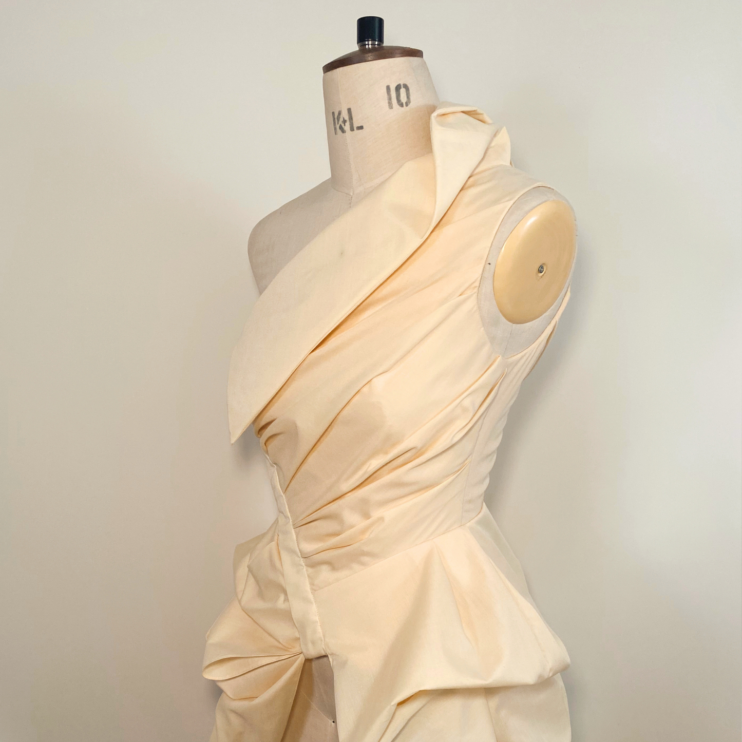 'Cosette' Shirt PDF Sewing Pattern and Video Tutorial in 7 sizes