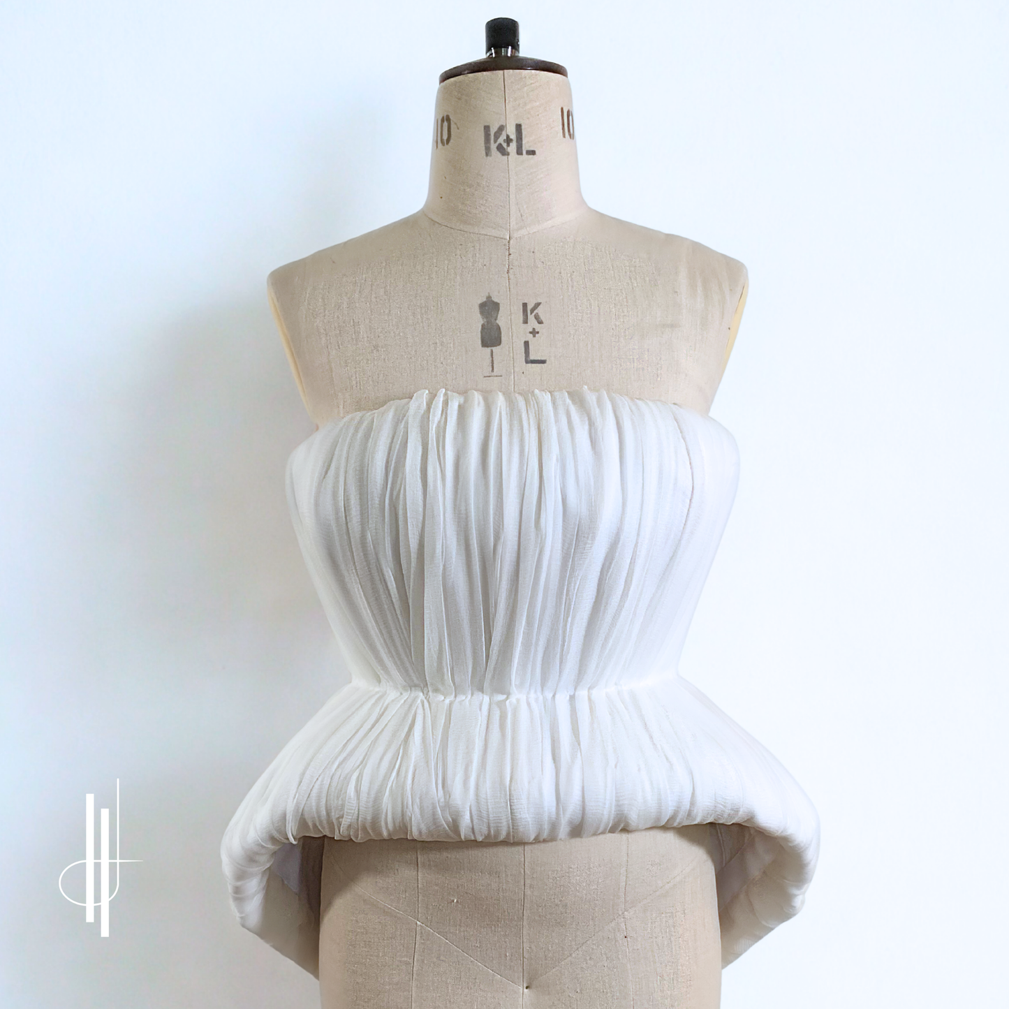 'Gilda' Sculpted Corset PDF Sewing Pattern and Sewing Instructions in 7 sizes